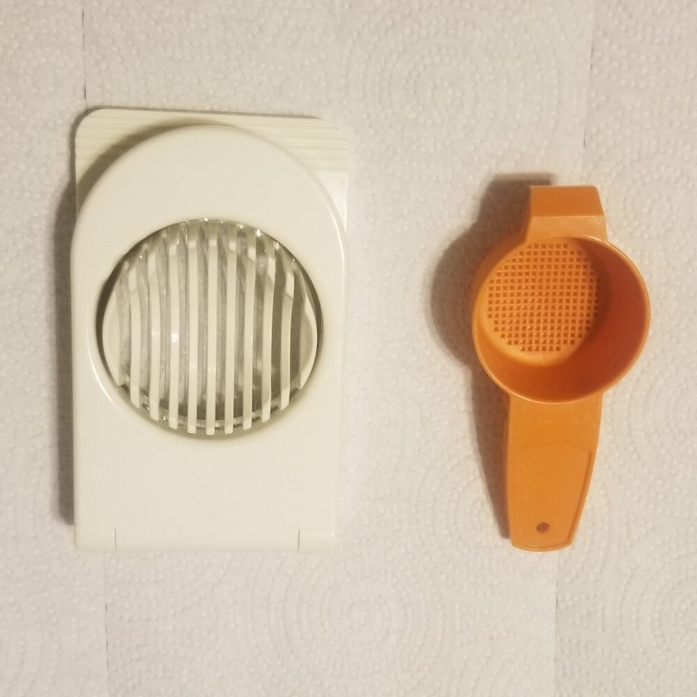 egg kitchen tools- slicer and yolk separator